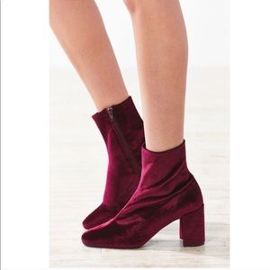Jeffery Campbell Wine Cienega Lo Velvet booties